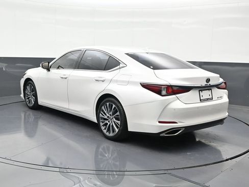 Used 2019 Lexus ES 350 w/ Premium Package image 3