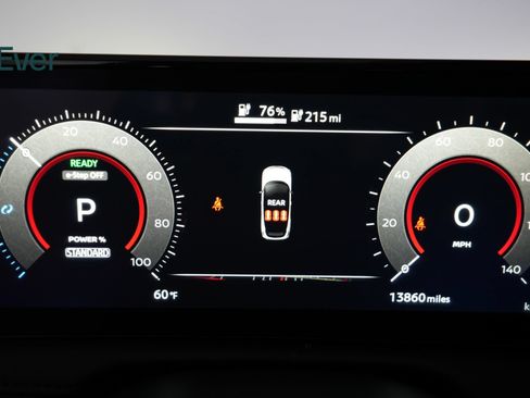 Used 2024 Nissan Ariya AWD image 7
