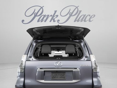 Used 2016 Lexus GX 460 w/ Premium Package AWD/4WD image 40