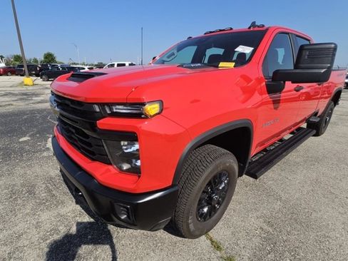 Used 2025 Chevrolet Silverado 3500 W/T AWD/4WD image 1