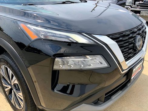 Used 2023 Nissan Rogue SV AWD/4WD image 34