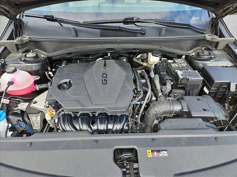 Used 2025 Kia Sportage EX w/ Premium Package image 24