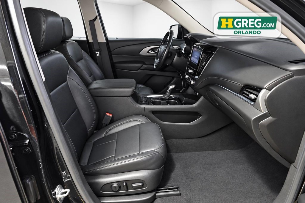 Used 2021 Chevrolet Traverse LT w/ LT Premium Package FWD image 11