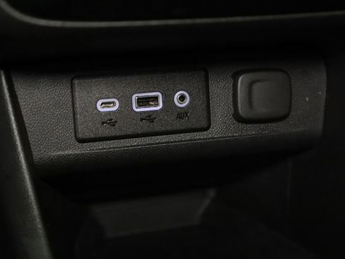 Used 2023 Buick Encore GX Preferred w/ Cold Weather Comfort Package image 23