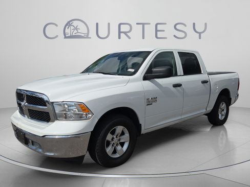 Used 2022 RAM 1500 Classic SLT RWD image 1