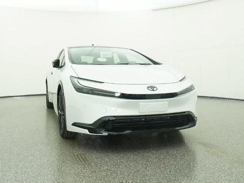 New 2026 Toyota Prius Plug-In Hybrid image 32