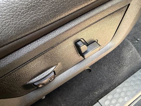 Used 2018 RAM 1500 Rebel w/ Luxury Group image 40