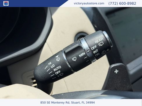 Used 2019 Land Rover Discovery SE AWD/4WD image 23
