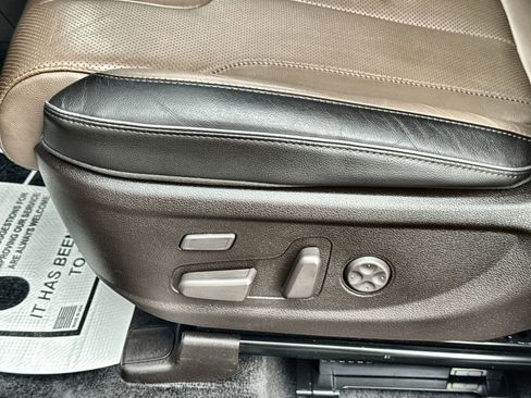 Used 2022 Hyundai Santa Fe Limited image 14