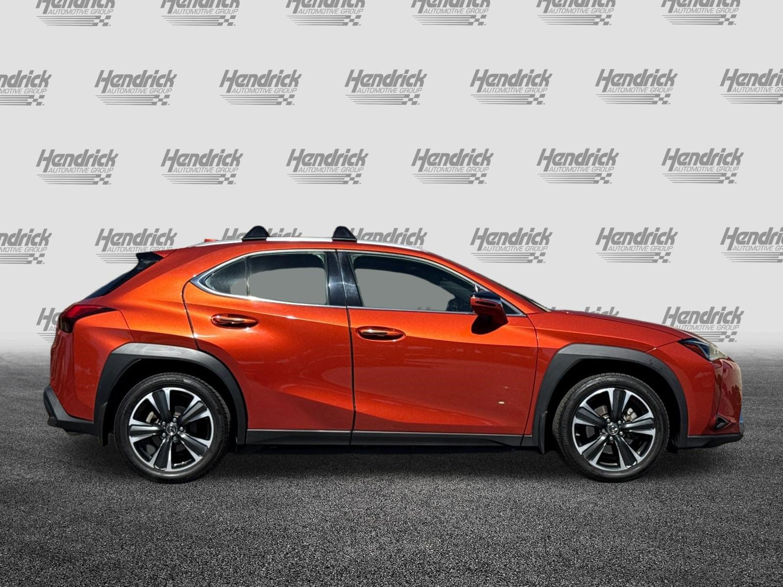 Used 2019 Lexus UX 250h w/ Premium Package AWD/4WD image 3
