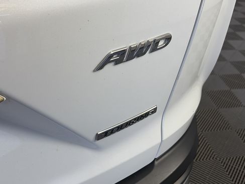 Used 2020 Honda CR-V Touring image 13
