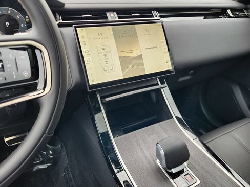 New 2026 Land Rover Range Rover Velar Belgravia AWD/4WD image 28