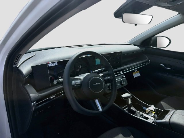 New 2026 Hyundai Tucson SE FWD image 9