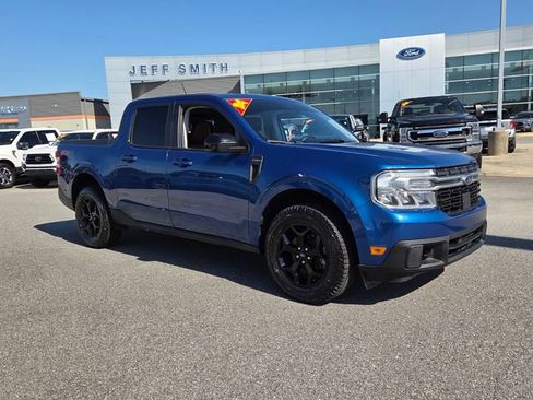 Used 2024 Ford Maverick Lariat w/ FX4 Off-Road Package AWD/4WD image 1