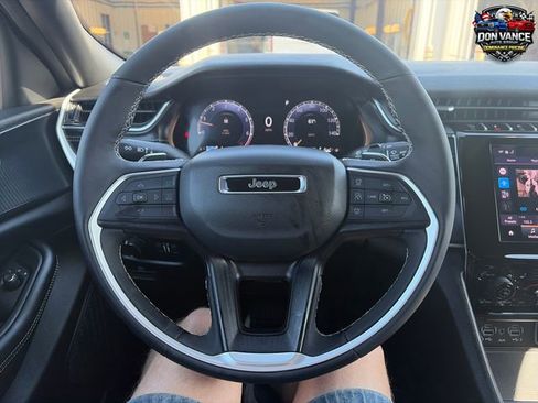 Certified 2025 Jeep Grand Cherokee L Laredo w/ Luxury Tech Group I AWD/4WD image 14