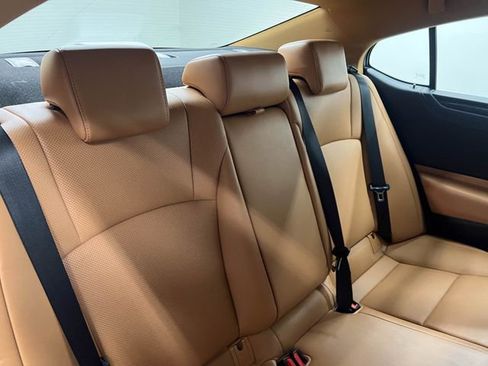 Certified 2024 Lexus ES 350 w/ Accessory Package (Z1) image 13