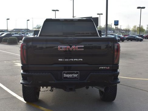 Used 2024 GMC Sierra 2500 AT4 w/ AT4 Premium Plus Package image 6