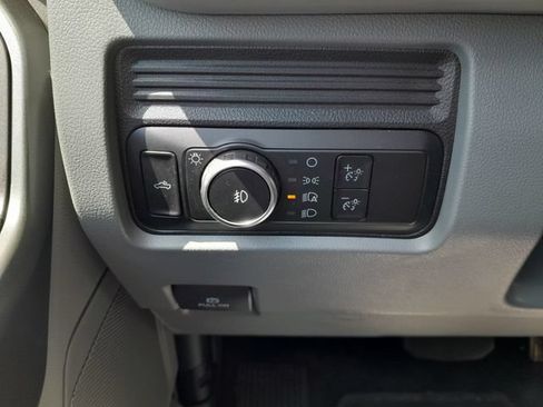 Used 2026 Ford F250 XLT AWD/4WD image 17