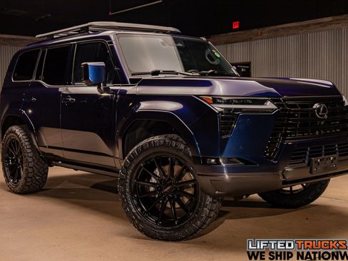 Used 2025 Lexus GX 550 w/ Accessory Package (2T) image 1