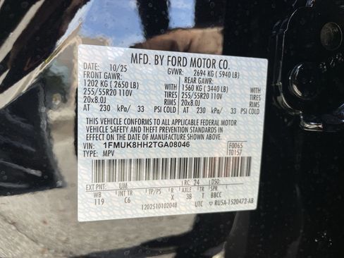 New 2026 Ford Explorer Platinum image 38