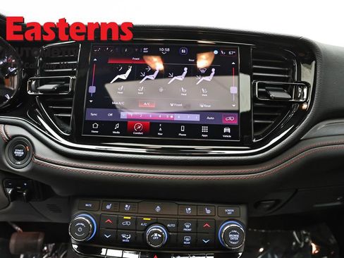 Used 2025 Dodge Durango R/T AWD/4WD image 12