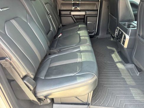 Used 2022 Ford F350 Platinum w/ FX4 Off-Road Package AWD/4WD image 20
