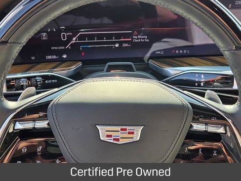 Certified 2025 Cadillac Escalade Premium Luxury Platinum AWD/4WD image 14
