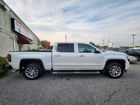 Used 2017 GMC Sierra 1500 Denali image 8
