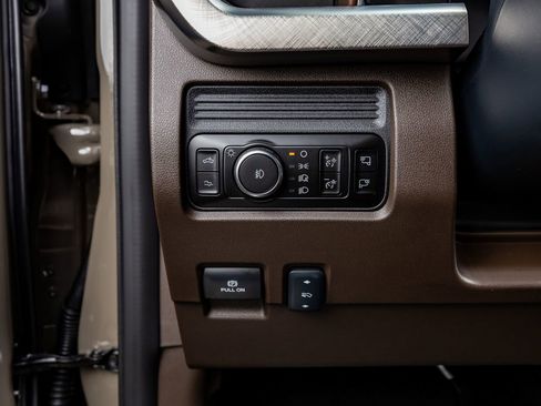 Used 2026 Ford F450 King Ranch w/ Chrome Package image 22