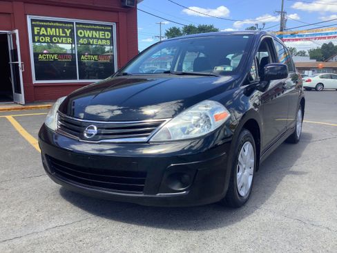 Used 2012 Nissan Versa 1.8 S w/ Plus Pkg FWD image 3