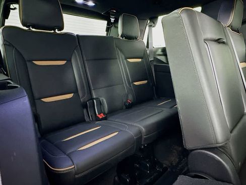 Used 2021 GMC Yukon AT4 image 34