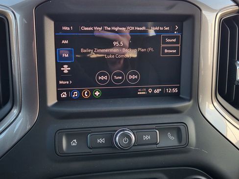 New 2026 Chevrolet Silverado 1500 Custom image 17