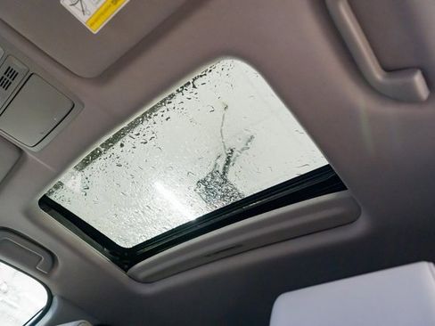 Used 2022 Honda CR-V EX-L image 22