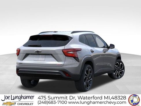 New 2026 Chevrolet Trax RS w/ Driver Confidence Package FWD image 4
