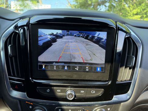 Certified 2023 Chevrolet Traverse Premier w/ Redline Edition AWD/4WD image 24
