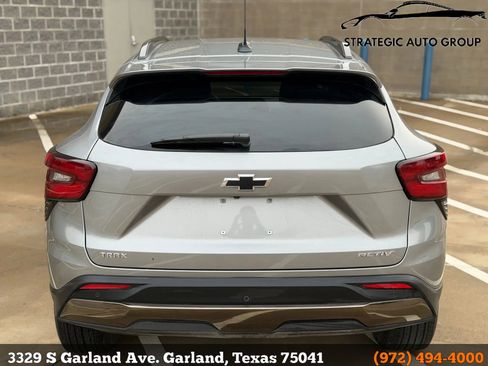 Used 2025 Chevrolet Trax ACTIV w/ Driver Confidence Package image 5