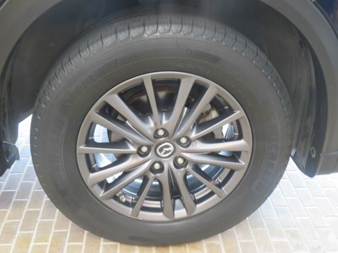 Used 2019 MAZDA CX-5 Touring FWD image 9