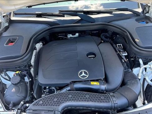 Used 2022 Mercedes-Benz GLC 300 4MATIC image 30
