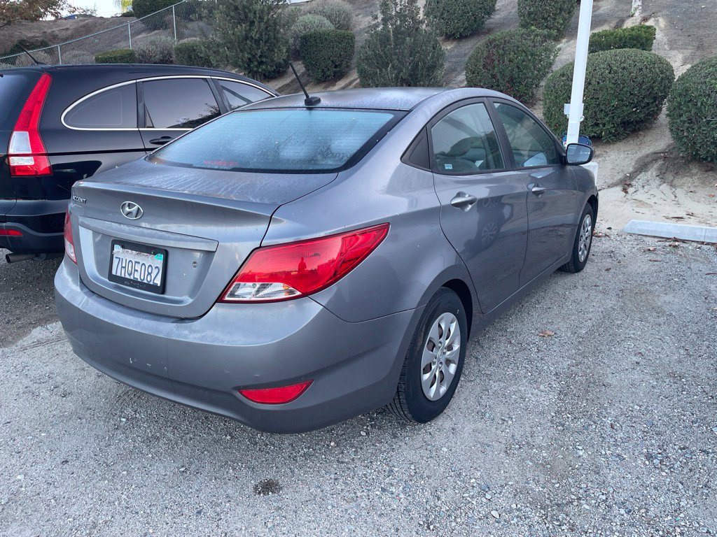 Used 2015 Hyundai Accent GLS FWD image 7