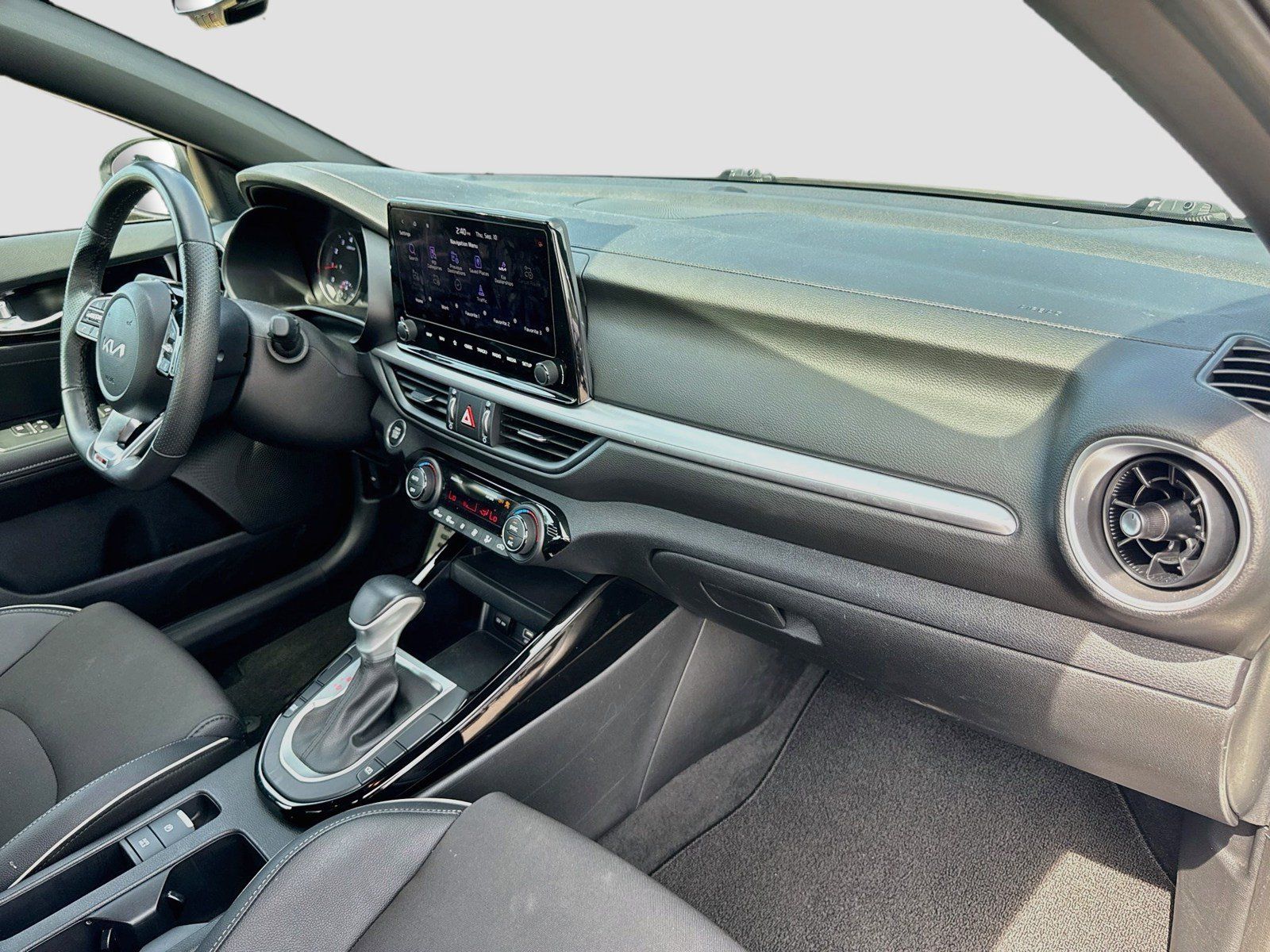 Used 2024 Kia Forte GT-Line FWD image 27