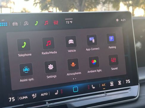 New 2026 Volkswagen Tiguan SE R-Line image 16