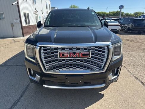 Used 2024 GMC Yukon Denali AWD/4WD image 2