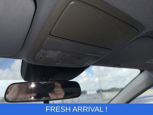 Used 2018 Honda CR-V EX image 6