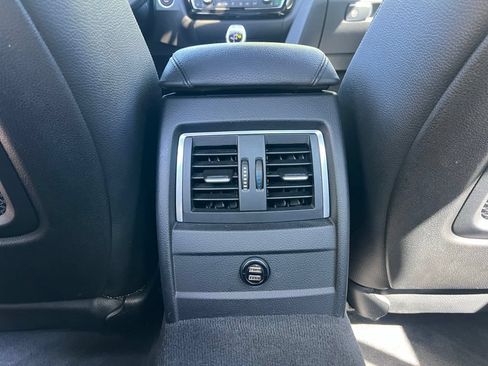 Used 2018 BMW 330i Sedan RWD image 22