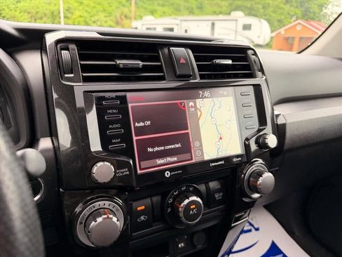 Used 2021 Toyota 4Runner TRD Off-Road Premium w/ Moonroof Package AWD/4WD image 19