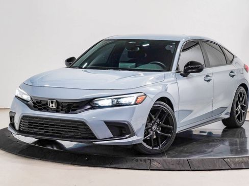 Used 2024 Honda Civic Sport image 1