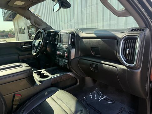 Used 2022 GMC Sierra 3500 Denali AWD/4WD image 18