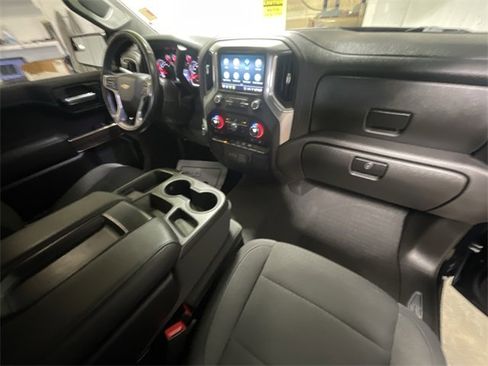 Used 2022 Chevrolet Silverado 1500 LT image 28