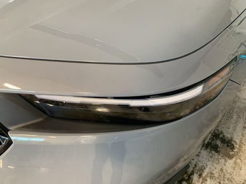 Used 2025 Honda Accord SE image 9