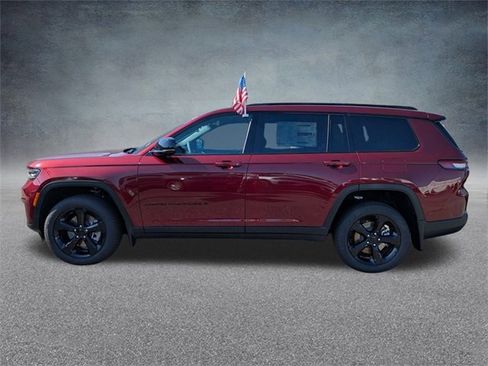 New 2025 Jeep Grand Cherokee L Limited w/ Black Appearance Package image 7